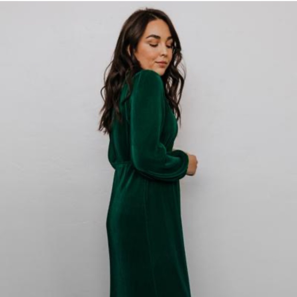 VENUS FOREST PLEATED MAXI DRESS